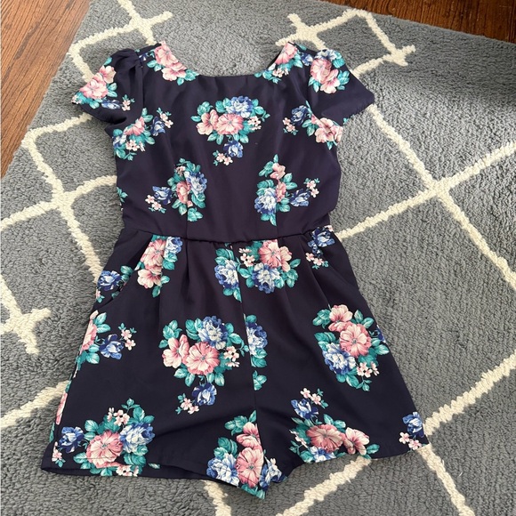 Monteau Floral Navy Romper - Picture 1 of 7